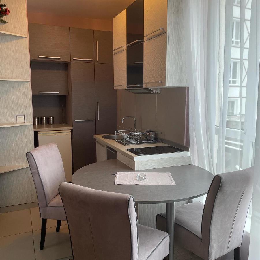 Kopaonik Apartmani U Kraljevim Cardacima , Car 27 I 6-13 Ngoại thất bức ảnh